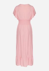 Born2be - Różowa Wiskozowa Kopertowa Sukienka o Rozkloszowanym Kroju Nellrive. Okazja: na co dzień. Typ kołnierza: dekolt w serek. Kolor: różowy. Materiał: wiskoza. Długość rękawa: krótki rękaw. Typ sukienki: kopertowe. Styl: casual, elegancki #7