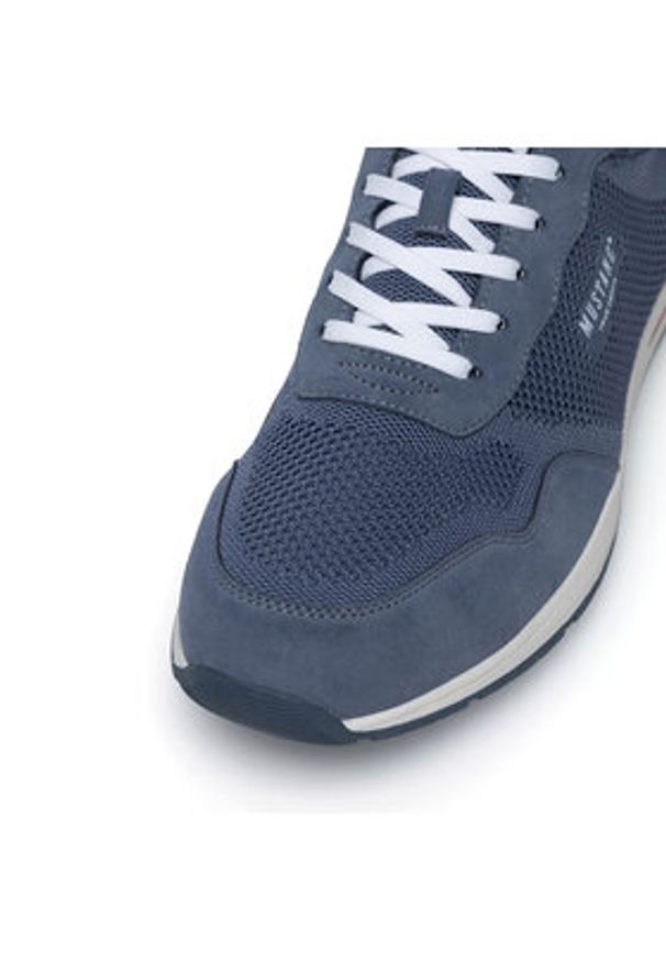 Mustang Sneakersy 4154-317-8 BIG Niebieski. Kolor: niebieski. Materiał: materiał