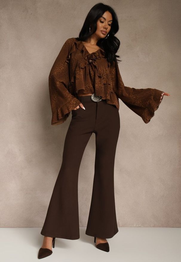 Renee - Brązowe Spodnie Flare z Wiskozy i Bawełny z Paskiem w Kowbojskim Stylu Tusiera. Kolor: brązowy. Materiał: bawełna, wiskoza. Wzór: haft. Styl: boho