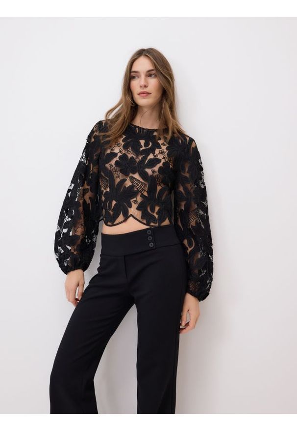 Reserved - Spodnie flare - czarny. Kolor: czarny. Materiał: wiskoza, tkanina