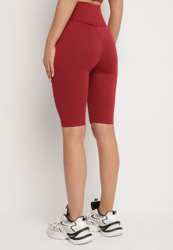 Born2be - Czerwone Szorty Kolarki z Efektem Push-Up Briala. Kolor: czerwony. Styl: sportowy, elegancki