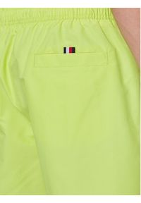 TOMMY HILFIGER - Tommy Hilfiger Szorty kąpielowe UM0UM03258 Zielony Regular Fit. Kolor: zielony. Materiał: syntetyk