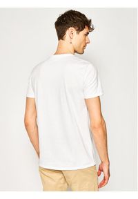 Lacoste T-Shirt TH6709 Biały Regular Fit. Kolor: biały. Materiał: bawełna