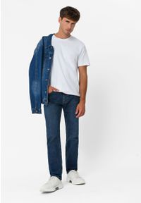 Volcano - Ciemnoniebieskie jeansy, Straight Fit, D-LEON 56. Okazja: do pracy, na co dzień. Kolekcja: plus size. Kolor: niebieski. Długość: długie. Sezon: lato. Styl: klasyczny, casual