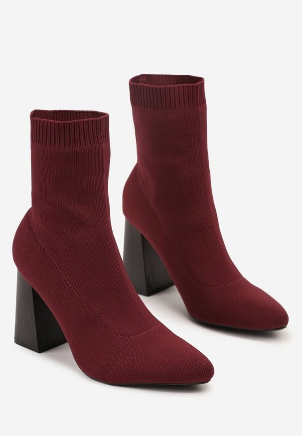 Born2be - Bordowe Botki Vices na Geometrycznym Obcasie ze Skarpetową Cholewką Falacea. Okazja: na co dzień. Kolor: czerwony. Materiał: jeans. Szerokość cholewki: normalna. Wzór: geometria. Obcas: na obcasie. Styl: casual. Wysokość obcasa: średni