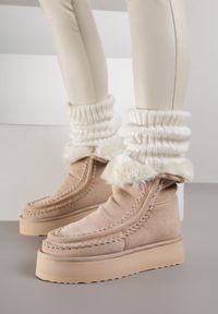 Renee - Beżowe Śniegowce Ozdobione Haftem Rawedena. Okazja: na co dzień. Kolor: beżowy. Materiał: jeans. Wzór: haft, aplikacja. Styl: casual #5