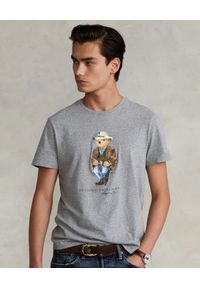 Ralph Lauren - RALPH LAUREN - Szara koszulka z misiem Polo. Typ kołnierza: polo. Kolor: szary. Materiał: bawełna. Długość rękawa: krótki rękaw. Wzór: nadruk, napisy, kolorowy
