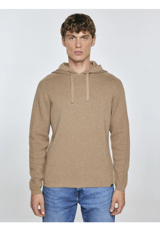 Big-Star - Sweter męski z kapturem beżowy Hoodsy 805. Typ kołnierza: kaptur. Kolor: beżowy. Materiał: jeans. Styl: klasyczny