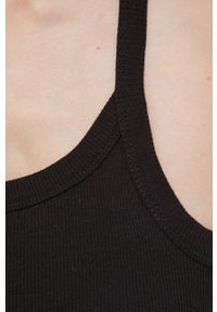 Answear Lab sukienka kolor czarny mini dopasowana. Kolor: czarny. Materiał: materiał, dzianina. Długość rękawa: na ramiączkach. Typ sukienki: dopasowane. Styl: wakacyjny. Długość: mini #2