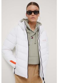 Superdry kurtka damska kolor biały zimowa. Kolor: biały. Materiał: poliester. Sezon: zima #2