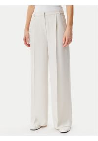 Calvin Klein Spodnie materiałowe Travel Twill K20K208214 Szary Wide Leg. Kolor: szary. Materiał: satyna