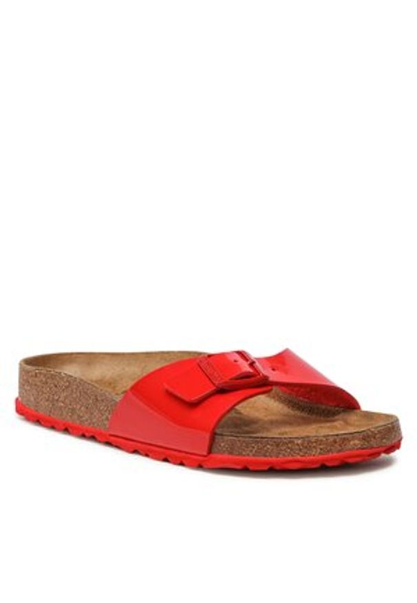 Klapki Birkenstock - Madrid 1024111 Patent Cherry. Kolor: czerwony. Materiał: skóra