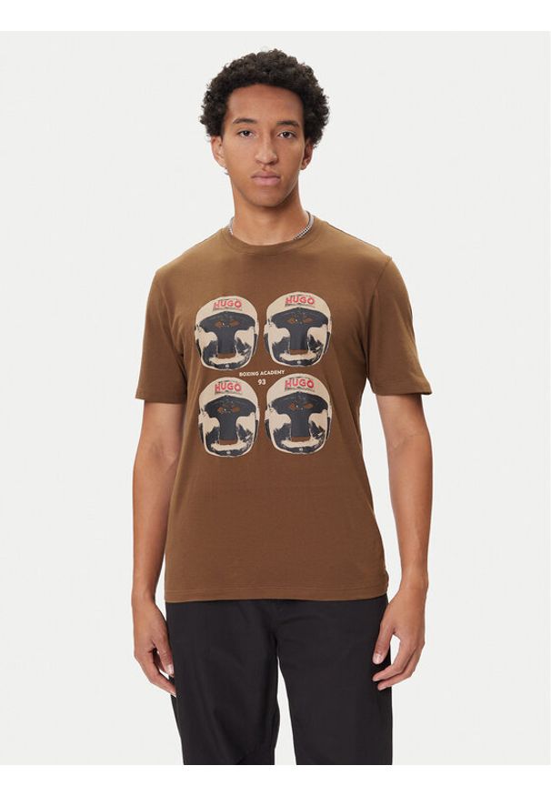 Hugo - HUGO T-Shirt Diboxer 50542560 Brązowy Regular Fit. Kolor: brązowy. Materiał: bawełna