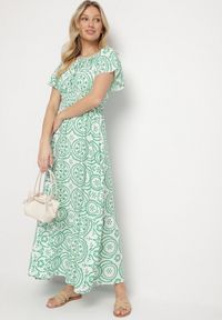 Born2be - Zielono-Biała Rozkloszowana Sukienka z Bawełną i Abstrakcyjnym Wzorem Ldivoria. Okazja: na spacer, na imprezę. Kolor: zielony. Materiał: bawełna. Styl: elegancki #1
