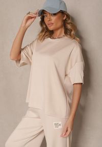 Renee - Beżowy Komplet Dresowy z Wiskozą T-shirt i Joggery Zdobione Naszywkami Idareia. Kolor: beżowy. Materiał: dresówka, wiskoza. Wzór: aplikacja #5