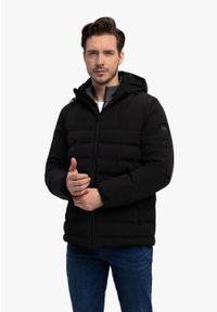 Volcano - Kurtka pikowana J-GAWIR. Okazja: na co dzień. Kolor: czarny. Materiał: poliester, włókno, materiał. Długość: krótkie. Sezon: zima, jesień. Styl: klasyczny, casual #1