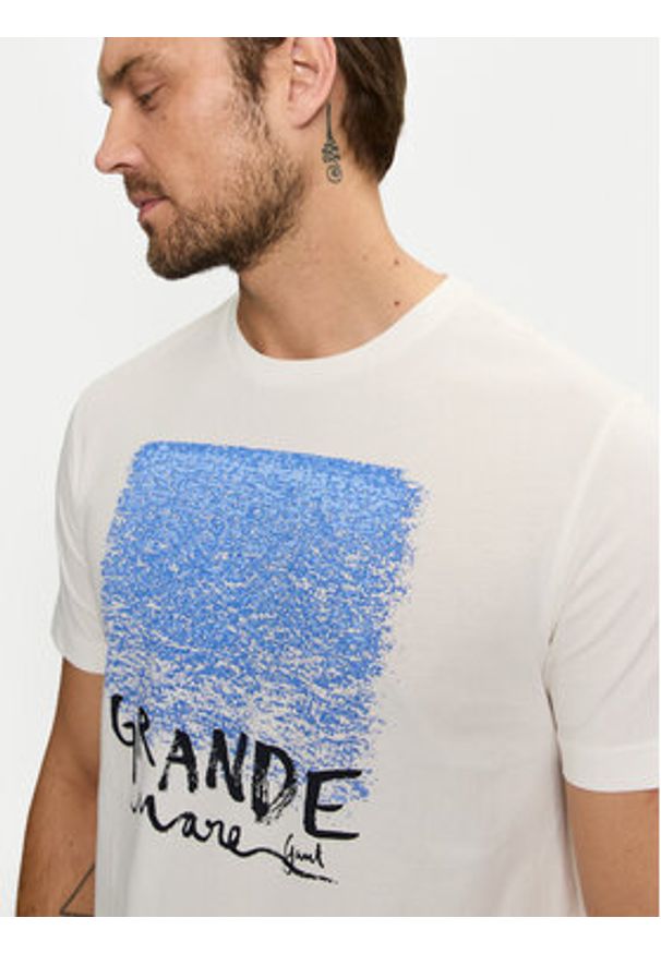 GANT - Gant T-Shirt 2003283 Écru Regular Fit. Materiał: bawełna