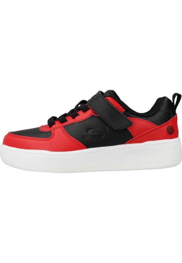 skechers - Tenisówki Skechers Model Sport Court 92 Kolor Czarny. Kolor: czarny. Materiał: materiał, syntetyk. Szerokość cholewki: normalna. Model: Skechers Sport. Sport: turystyka piesza