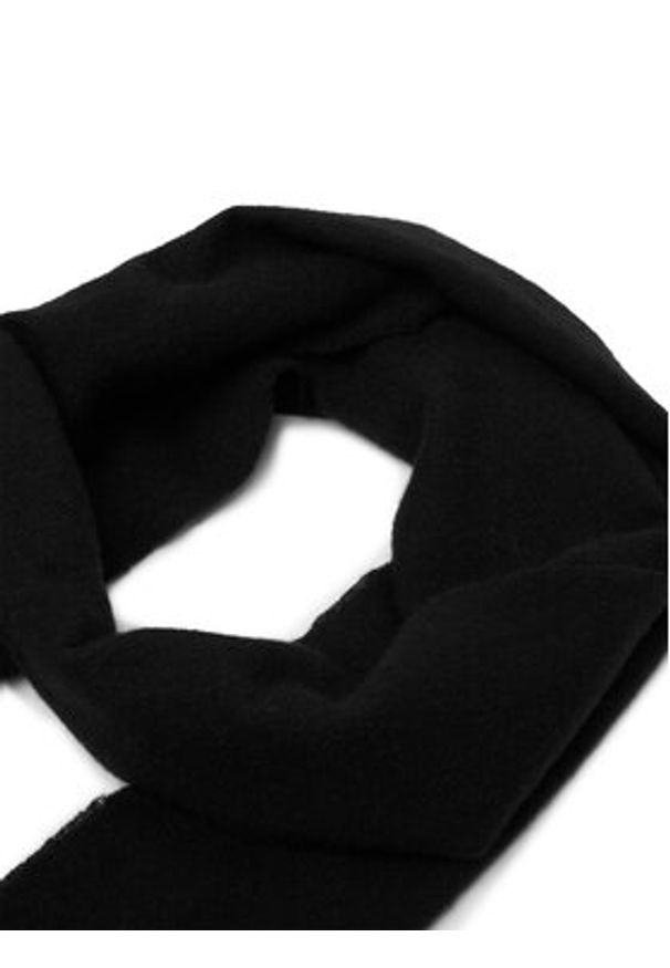 Calvin Klein Szalik Emblem LV04D8015G Czarny. Kolor: czarny. Materiał: kaszmir