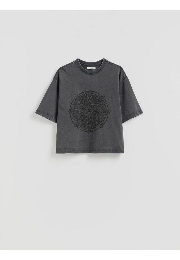 Reserved - Bawełniany t-shirt z nadrukiem - ciemnoszary. Kolor: szary. Materiał: bawełna. Wzór: nadruk