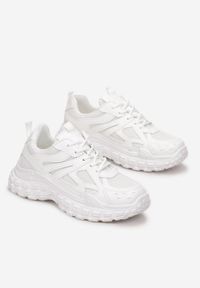 Born2be - Białe Sznurowane Sneakersy na Grubej Podeszwie z Ozdobnymi Wstawkami Yifa. Kolor: biały. Wzór: aplikacja #3