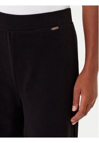 Guess Spodnie dresowe O4BB02 K7611 Czarny Regular Fit. Kolor: czarny. Materiał: bawełna