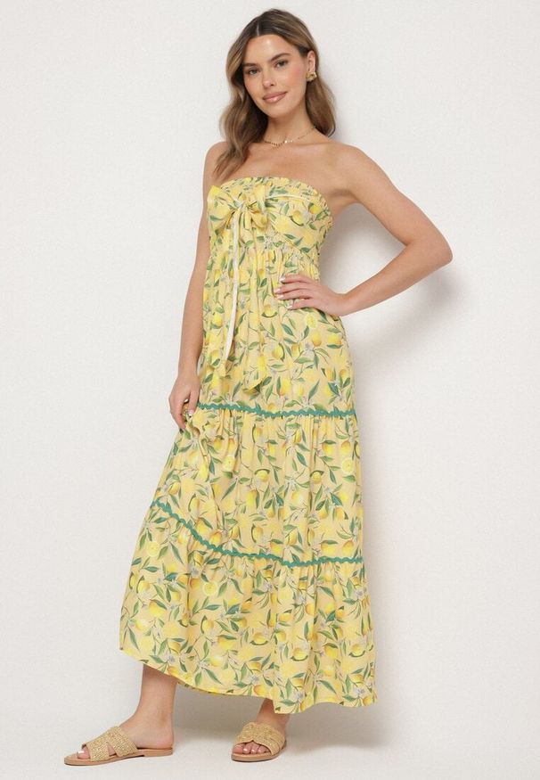 Born2be - Żółta Sukienka w Cytryny z Kokardą Galadessa. Okazja: na randkę, na co dzień. Typ kołnierza: kokarda. Kolor: żółty. Sezon: lato. Styl: casual, elegancki