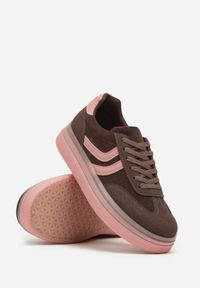 Renee - Brązowe Sneakersy Typu Kultowe Tenisówki na Niskiej Platformie Olritia. Nosek buta: okrągły. Zapięcie: sznurówki. Kolor: brązowy. Materiał: materiał. Obcas: na platformie. Wysokość obcasa: niski #3