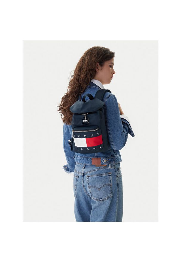 Plecak Tommy Jeans. Kolor: niebieski
