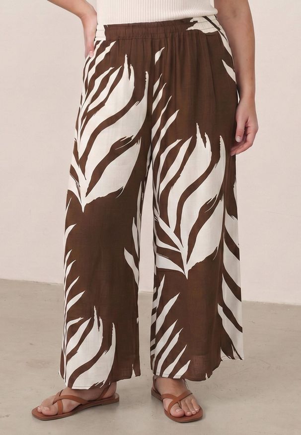 Born2be - Brązowe Wiskozowe Spodnie Casual o Fasonie Culottes w Roślinny Wzór Aliope. Okazja: na co dzień. Kolor: brązowy. Materiał: wiskoza. Wzór: gładki, nadruk. Sezon: lato. Styl: casual