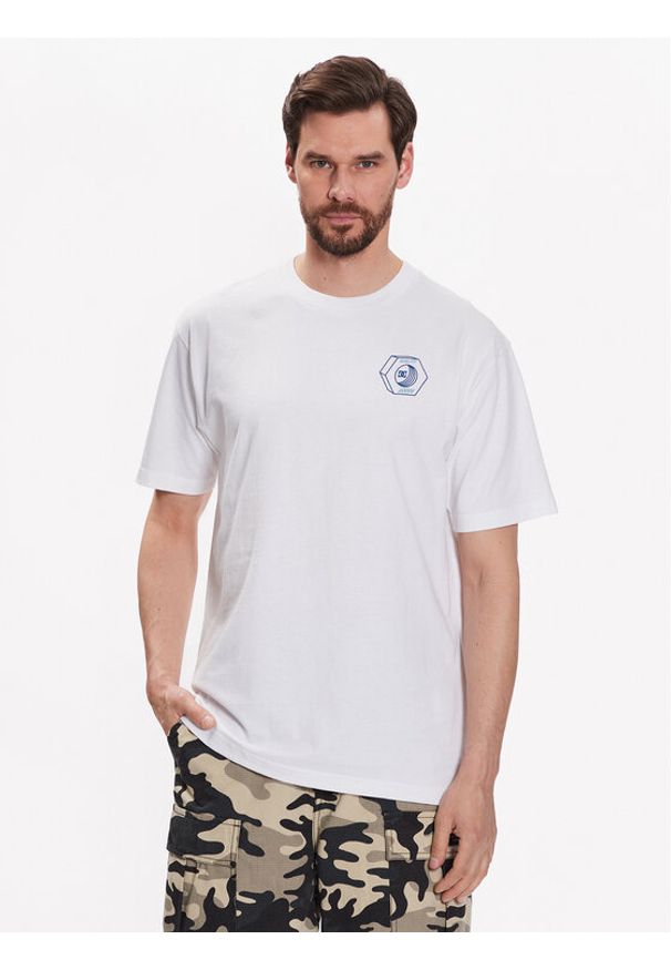 DC Shoes T-Shirt Quality Goods ADYZT05235 Biały Relaxed Fit. Kolor: biały. Materiał: bawełna
