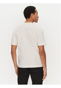 Calvin Klein T-Shirt Nano Logo K10K112487 Biały Regular Fit. Kolor: biały. Materiał: bawełna