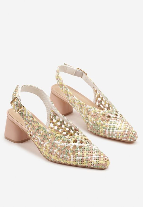 Renee - Różowe Sandały na Słupku Slingback Ozdobione Plecioną Cholewką Linaiana. Okazja: na imprezę, na spotkanie biznesowe. Zapięcie: sprzączka. Kolor: różowy. Wzór: aplikacja. Sezon: lato. Obcas: na słupku. Styl: biznesowy, klasyczny, elegancki