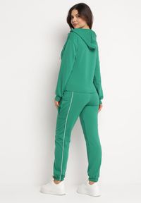 Born2be - Zielony Komplet Dresowy Ozdobiony Kontrastowymi Lamówkami z Bluzą i Spodniami Svetoria. Kolor: zielony. Materiał: dresówka. Wzór: aplikacja #5