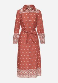 Born2be - Jasnobrązowa Sukienka o Koszulowym Kroju z Wiązanym Paskiem Ozdobiona Haftem Valentirae. Okazja: na co dzień. Kolor: brązowy. Materiał: bawełna. Wzór: aplikacja, haft. Typ sukienki: koszulowe. Styl: casual, klasyczny #7