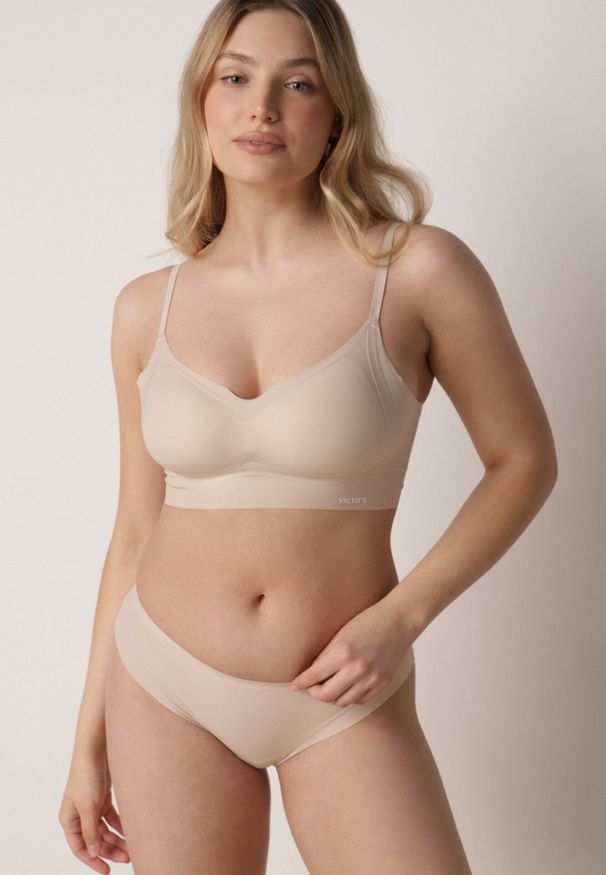 Born2be - Beżowy Bezszwowy Biustonosz Bez Fiszbin z Elastycznego Materiału Edalith. Kolor: beżowy. Materiał: materiał