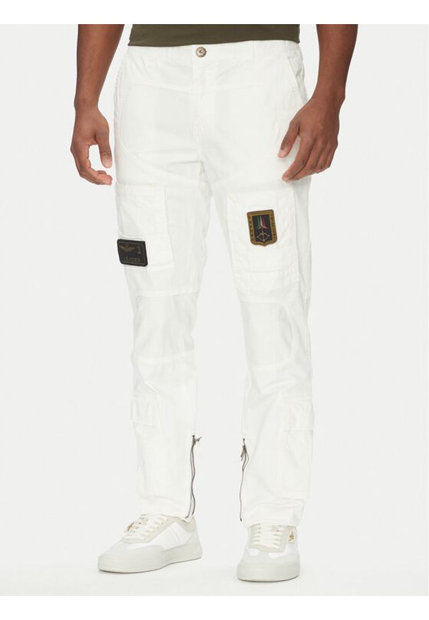 Aeronautica Militare Spodnie materiałowe 251PA1387CT1493 Biały Regular Fit. Kolor: biały. Materiał: bawełna