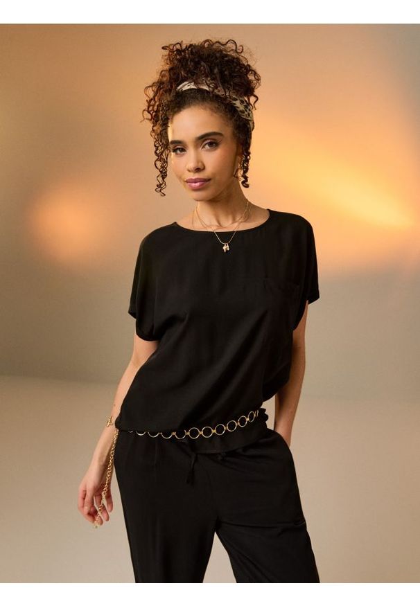 Sinsay - Wiskozowa bluzka - czarny. Kolor: czarny. Materiał: wiskoza