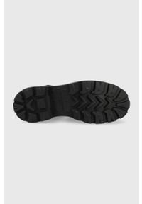 vagabond - Vagabond sandały skórzane COSMO 2.0 damskie kolor czarny. Zapięcie: rzepy. Kolor: czarny. Materiał: skóra. Wzór: gładki. Obcas: na obcasie. Wysokość obcasa: niski