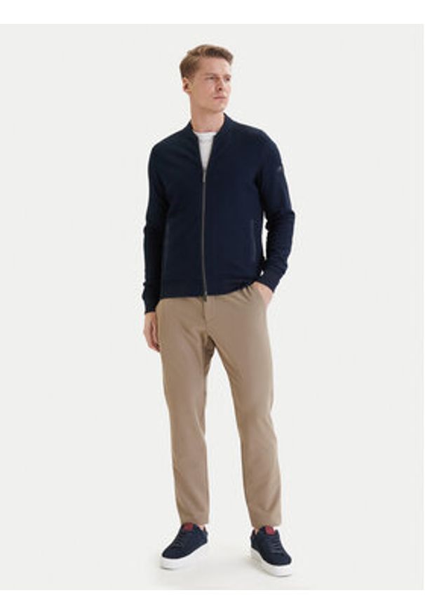 Bugatti Bluza 8750-15171E Granatowy Regular Fit. Kolor: niebieski. Materiał: bawełna