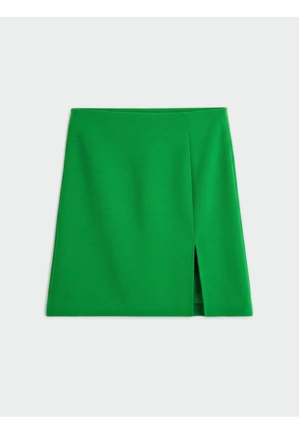 Sinsay - Spódnica mini z rozcięciem - zielony. Kolor: zielony. Materiał: materiał, włókno. Wzór: gładki