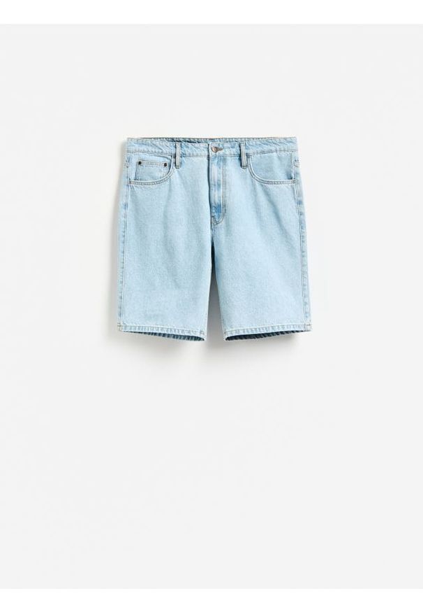 Reserved - Jeansowe szorty straight - niebieski. Kolor: niebieski. Materiał: jeans