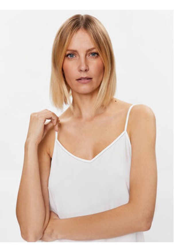 Fabiana Filippi Top TPDP02W311 Biały Regular Fit. Kolor: biały. Materiał: syntetyk