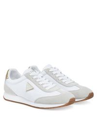 Guess Sneakersy FLJJOG SUE12 Biały. Kolor: biały. Materiał: skóra