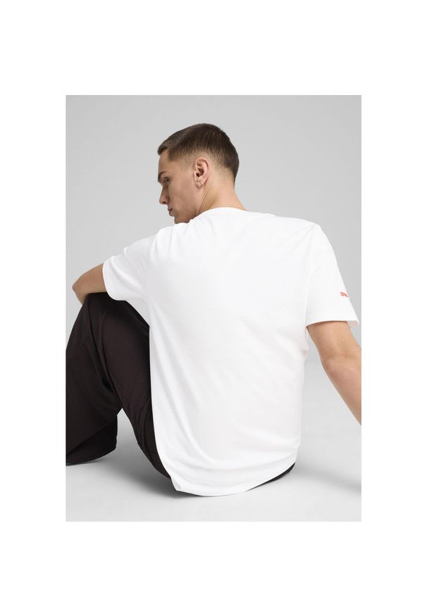 Puma - Męska koszulka F1® Essentials z logo PUMA White. Kolor: biały. Wzór: nadruk