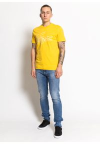Koszulka męska Lacoste (TH0051F-HDW). Typ kołnierza: polo. Kolor: żółty. Materiał: dzianina. Długość: krótkie. Sezon: lato. Sport: bieganie #5