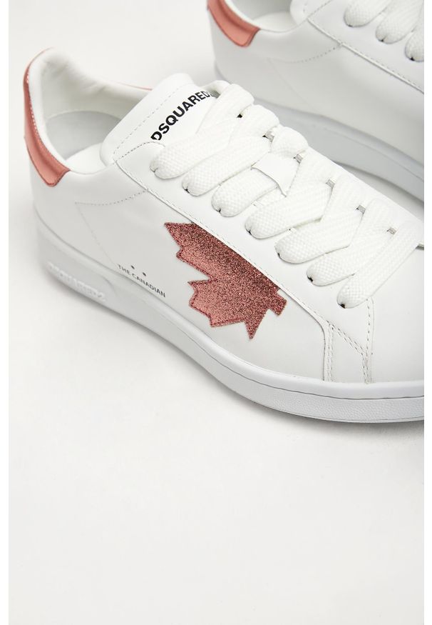 Sneakersy damskie skórzane DSQUARED2. Materiał: skóra