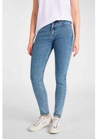 Lee - LEE SCARLETT SKINNY HIGH WAIST DAMSKIE SPODNIE JEANSOWE MENLO LIGHT L626LYIA 112114261. Stan: podwyższony