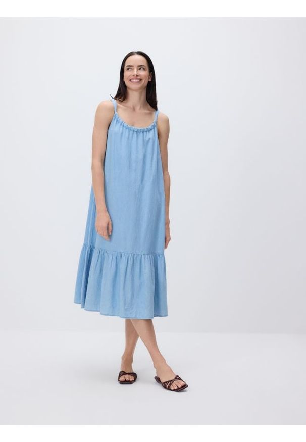 Reserved - Sukienka z dodatkiem lnu - niebieski. Kolor: niebieski. Materiał: len