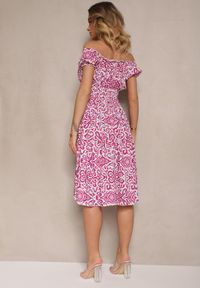 Renee - Różowa Sukienka Bawełniana z Gumką w Talii i Ornamentalnym Printem Natilessae. Okazja: na co dzień. Kolor: różowy. Materiał: bawełna. Wzór: nadruk. Styl: elegancki, casual #3